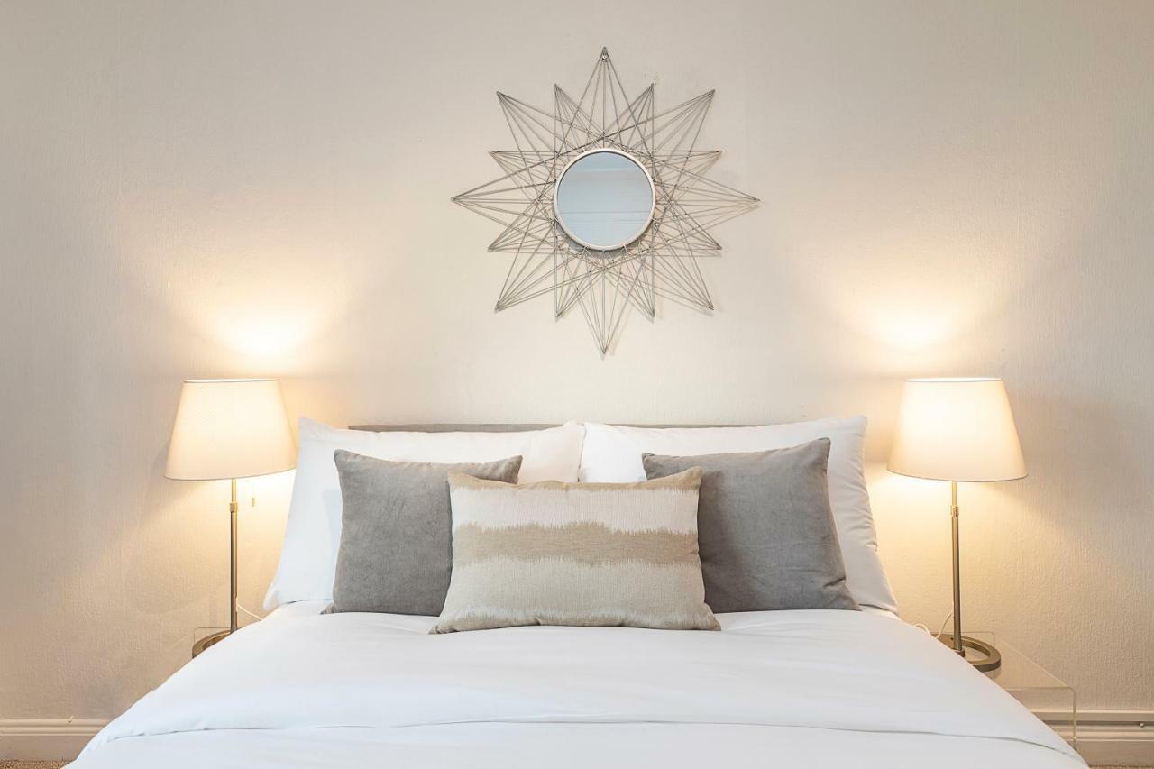 Grand Swiss Cottage Apartment لندن المظهر الخارجي الصورة