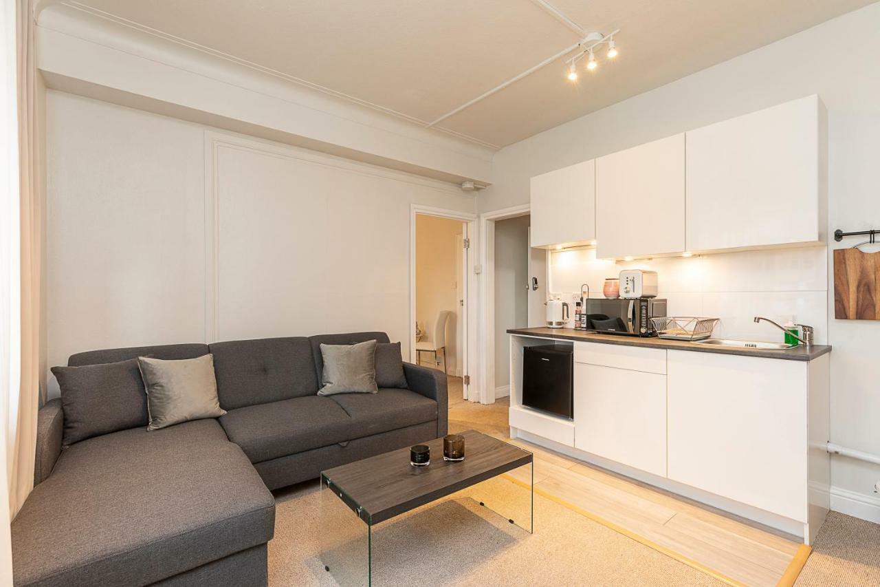 Grand Swiss Cottage Apartment لندن المظهر الخارجي الصورة