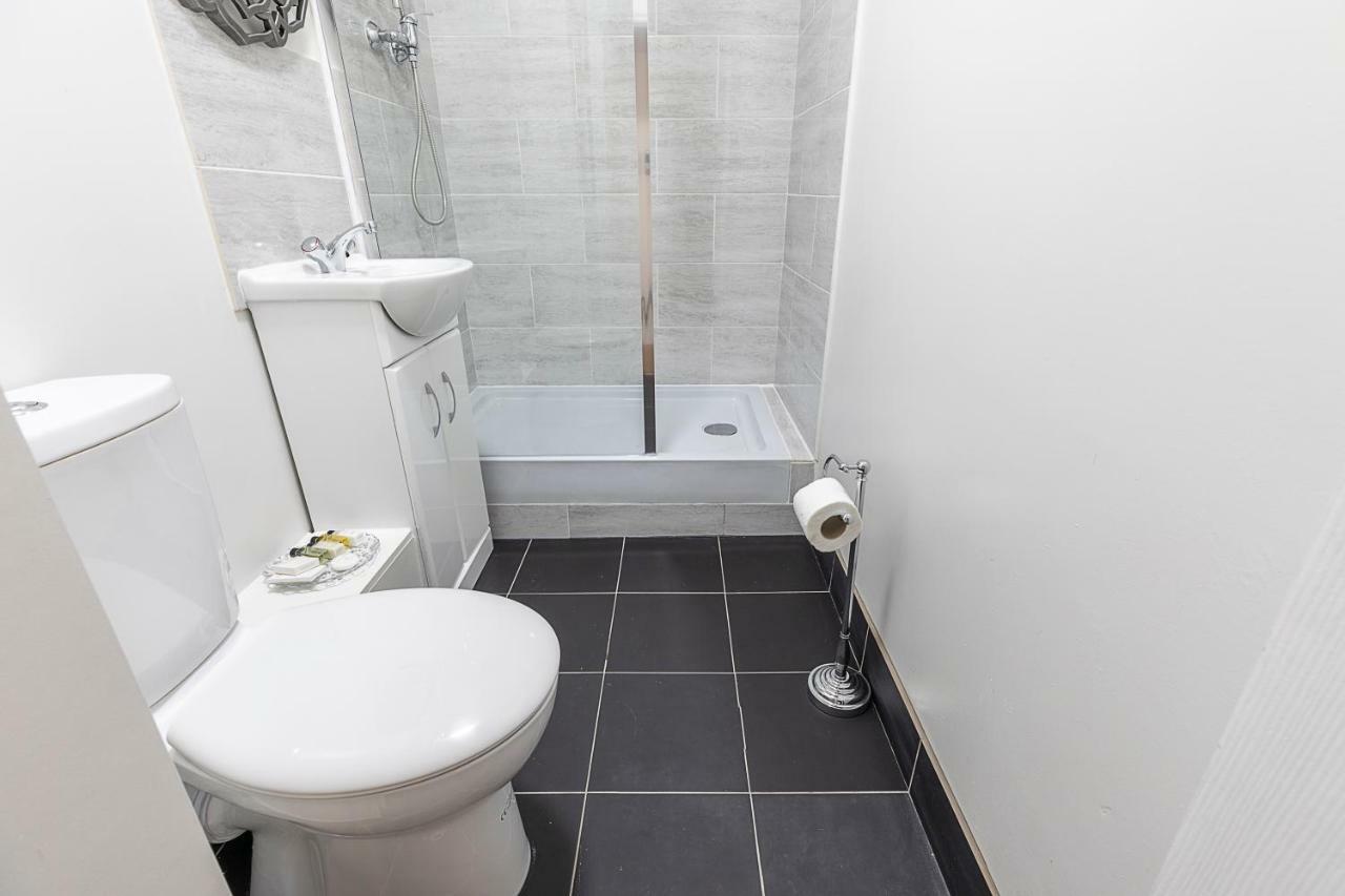 Grand Swiss Cottage Apartment لندن المظهر الخارجي الصورة